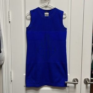 Chanel women dress size M 38. Fits S-M